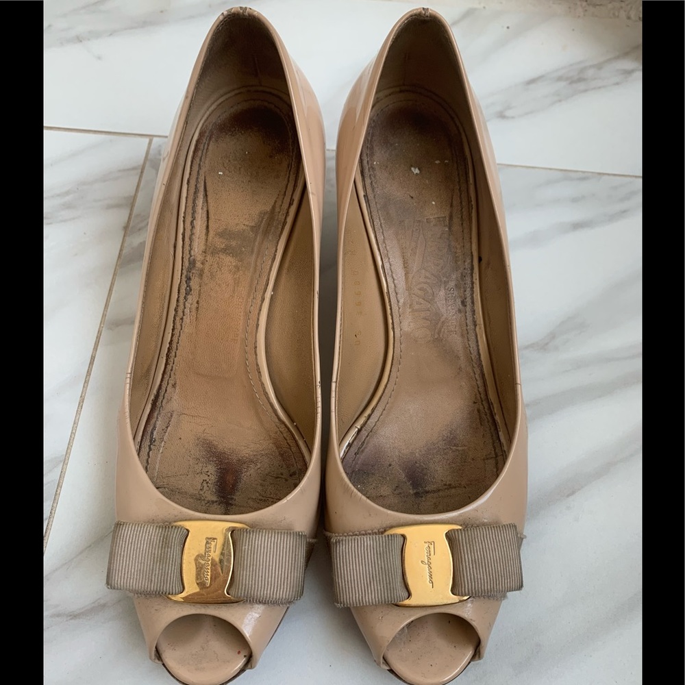 Salvatore Ferragamo Sissi Nude Wedges 7.5